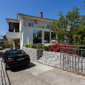 Apartment Dorotea, Krk Town
