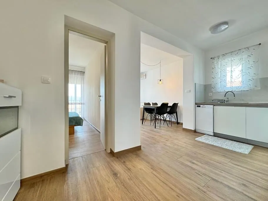 Goldie Vista Apartments Krk Krk Town 0*,  Croatia