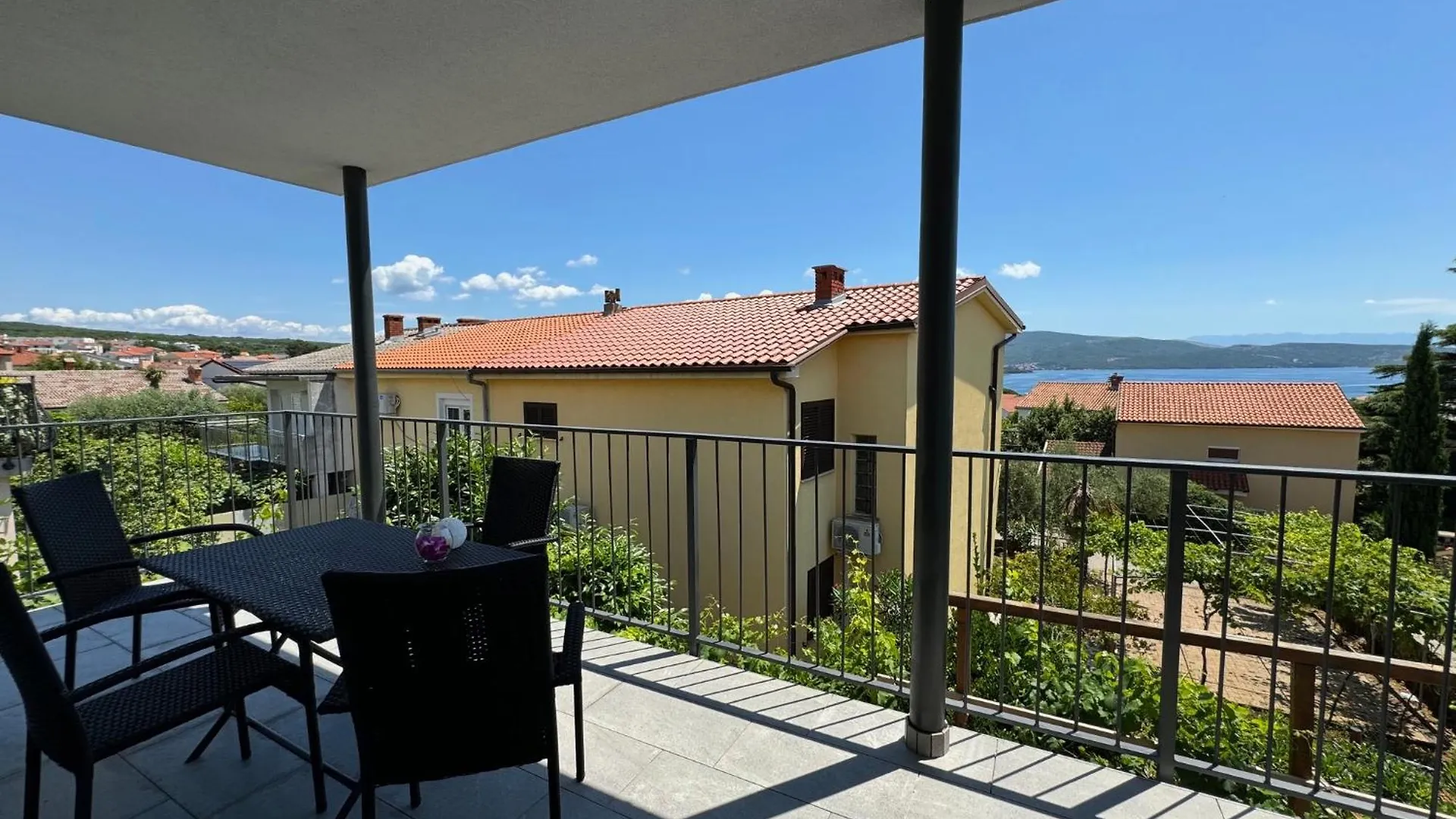Goldie Vista Apartments Krk Krk Town Croatia